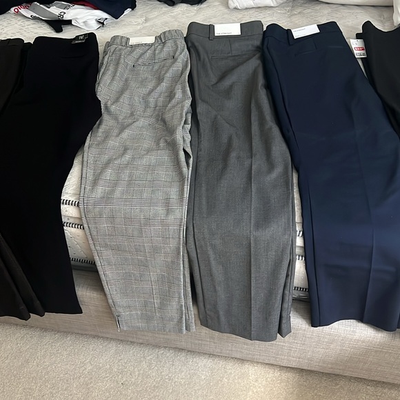 Ann Taylor Pants - NEW with tags ladies pants/leggings sz 14-16. Please read description carefully.